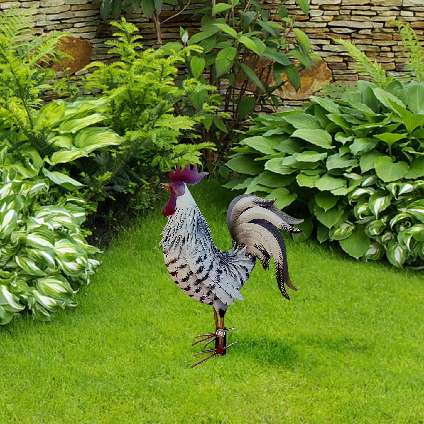 Resin Patriotic Rooster Statue for Home and Garden Decor Unique Rooster Sculpture for Interior Decoration